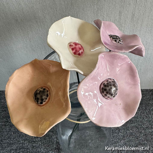 keramiekbloemist-bloemen-van-keramiek-klaproos-klaproos-belvaro-laatste Klaproos Belvaro - Afbeelding 1